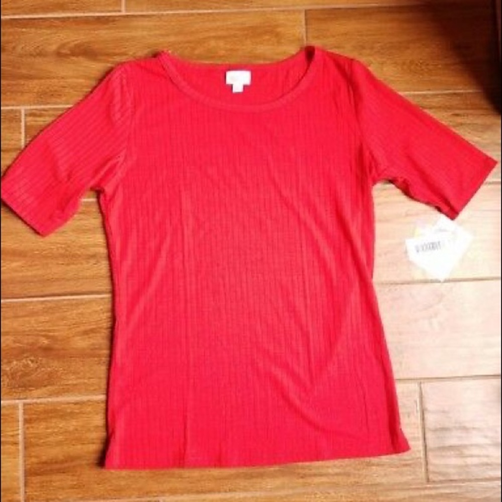 LuLaRoe Gigi - Bold red, size 3x!!